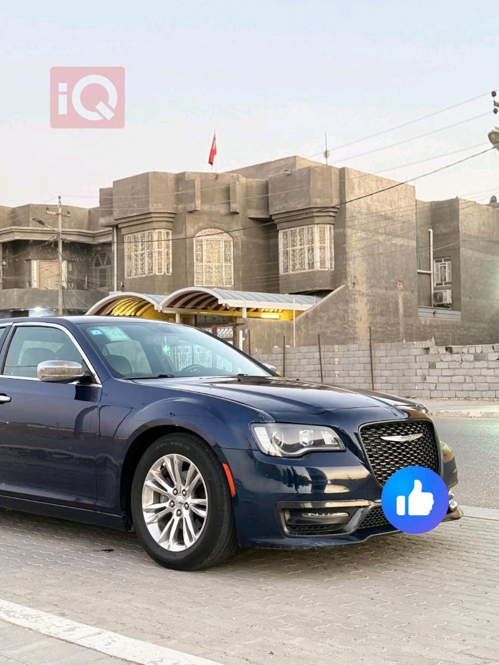كرايسلر 300